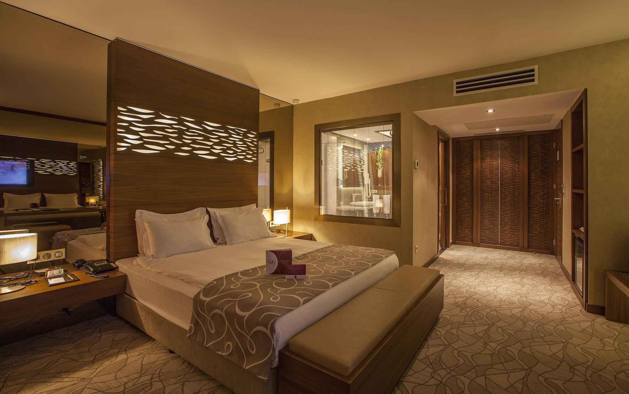 Grand Hotel Gaziantep Bagian luar foto