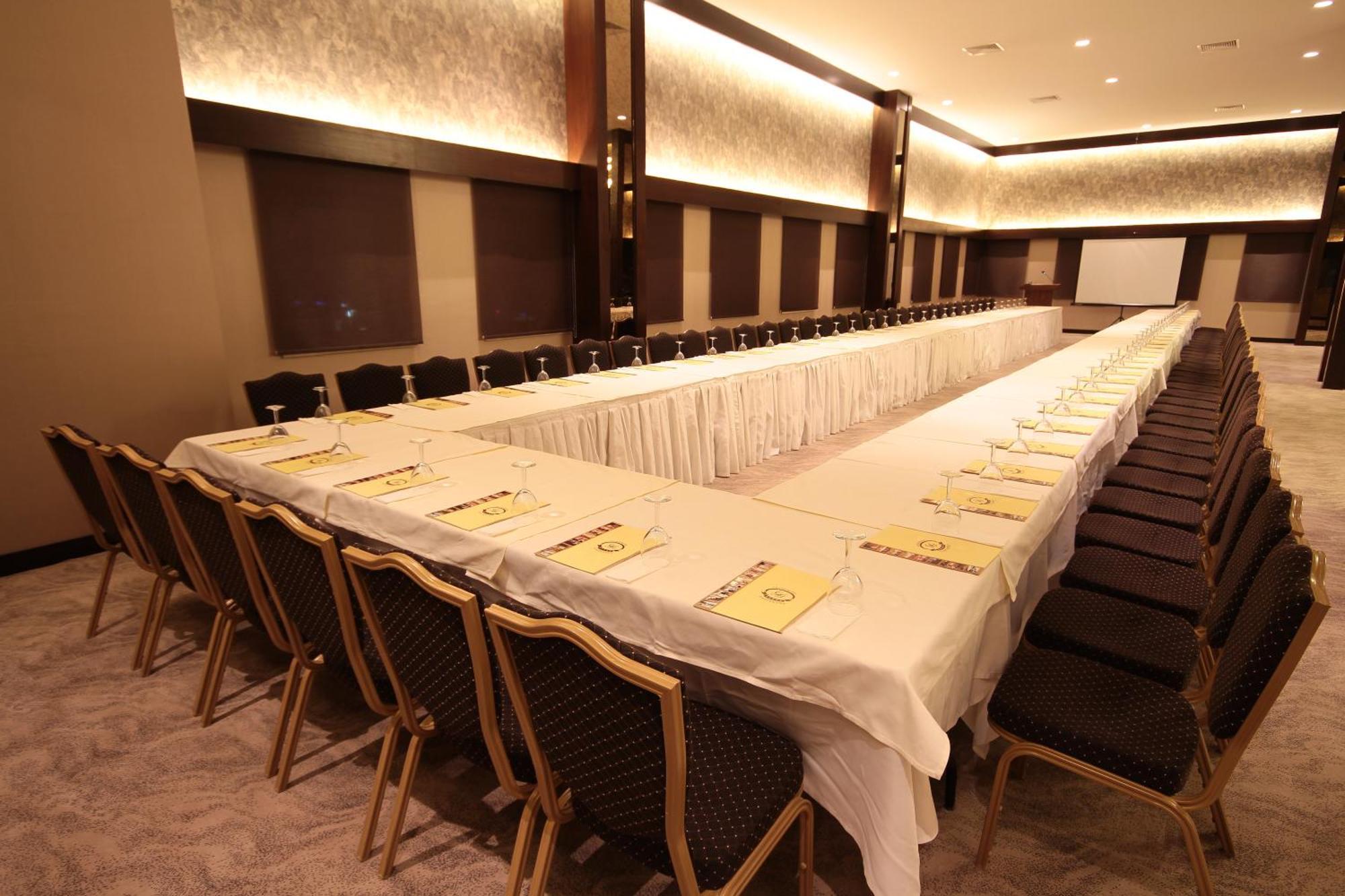Grand Hotel Gaziantep Bagian luar foto