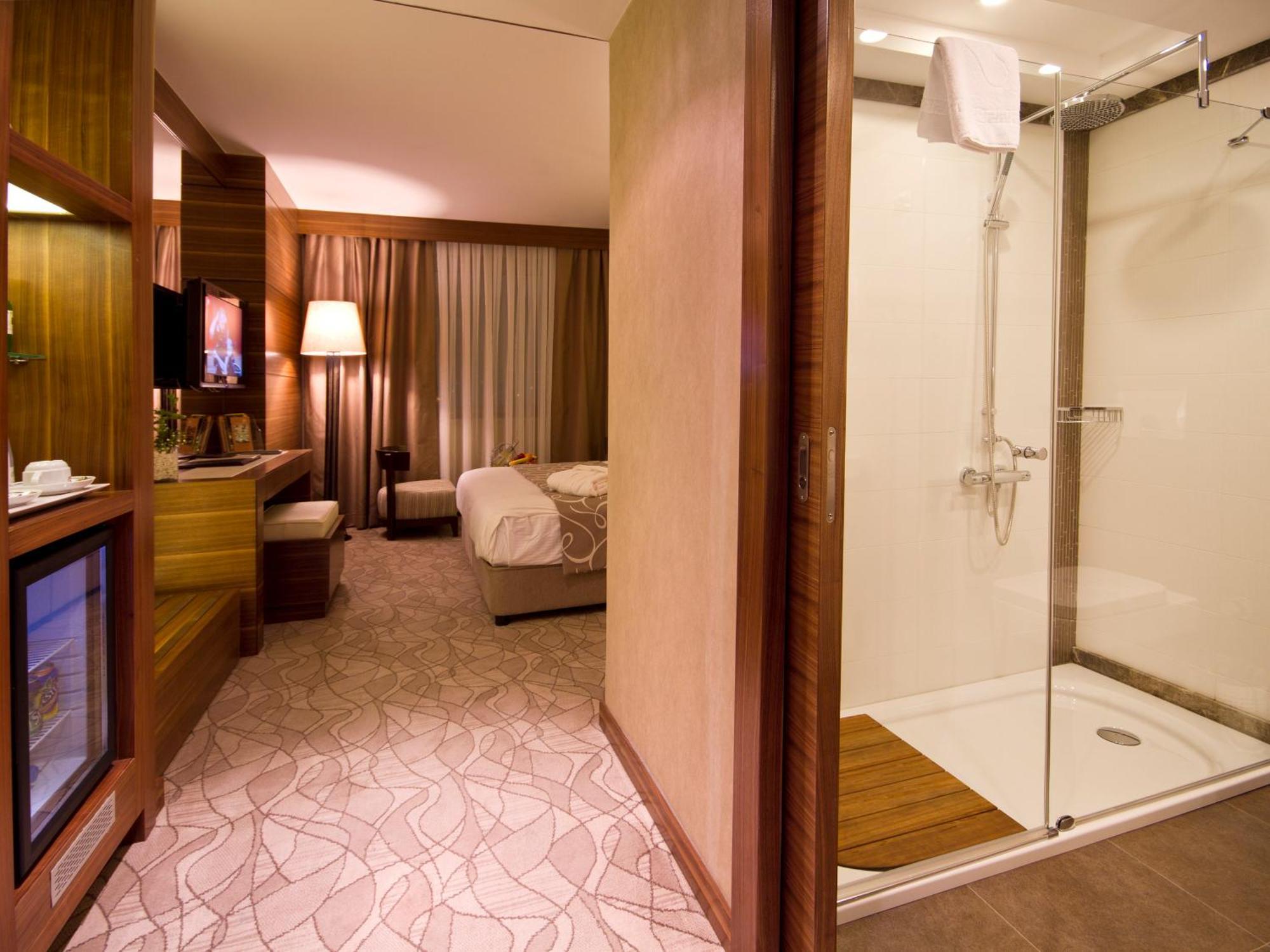 Grand Hotel Gaziantep Bagian luar foto