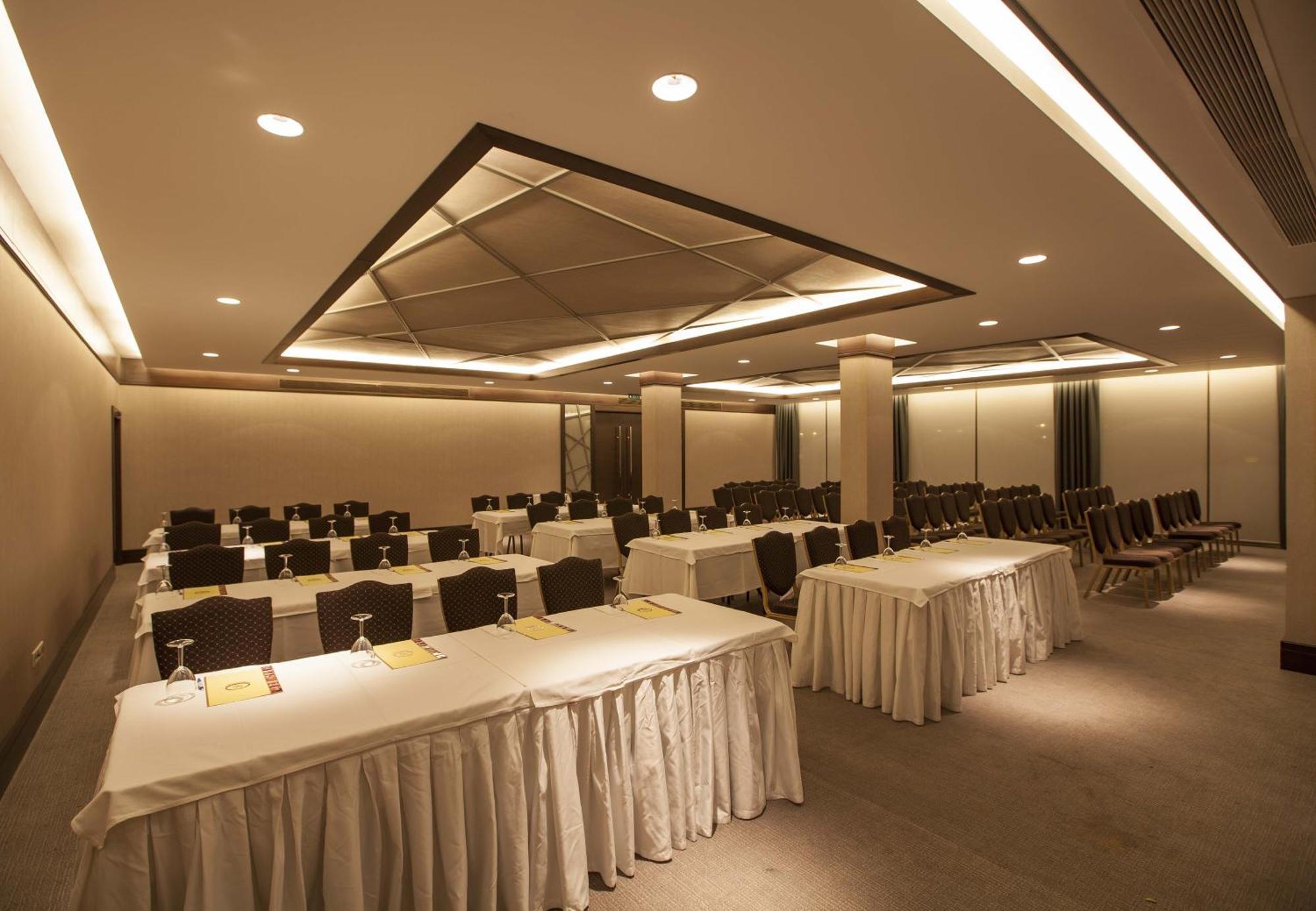 Grand Hotel Gaziantep Bagian luar foto