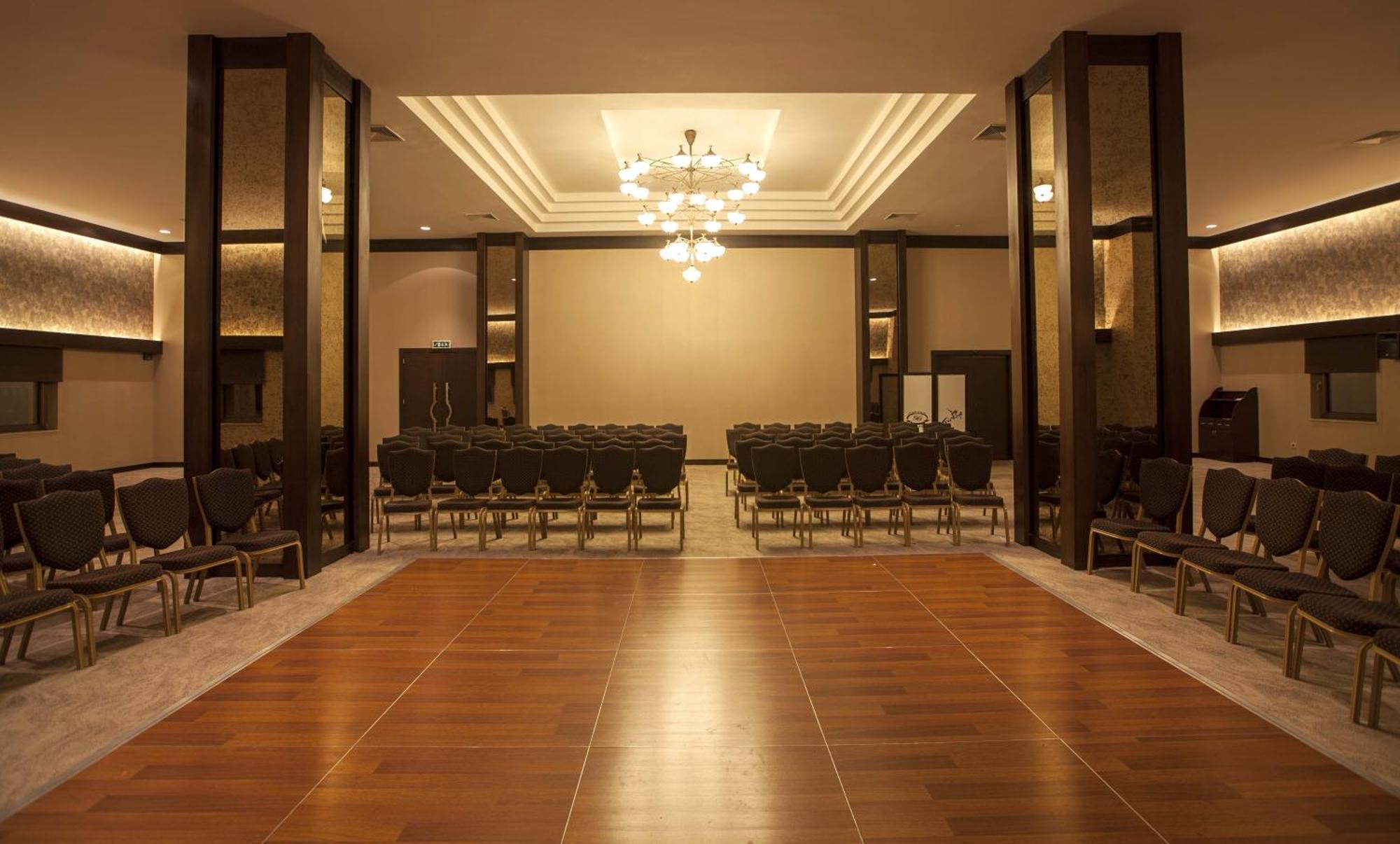 Grand Hotel Gaziantep Bagian luar foto