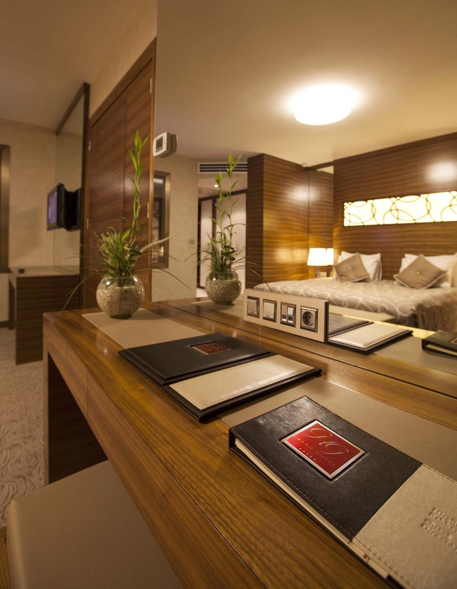 Grand Hotel Gaziantep Bagian luar foto