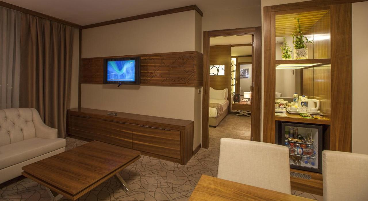 Grand Hotel Gaziantep Bagian luar foto